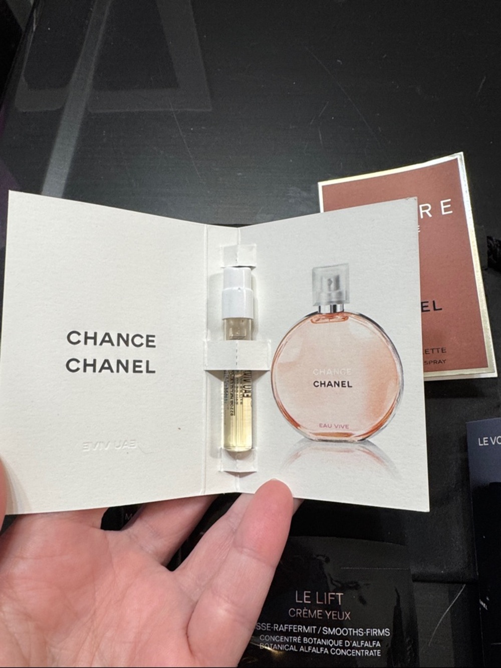 CHANEL Sample Pack with Pink Chance & Brown Allure Homme mascara le lift - Picture 4 of 5